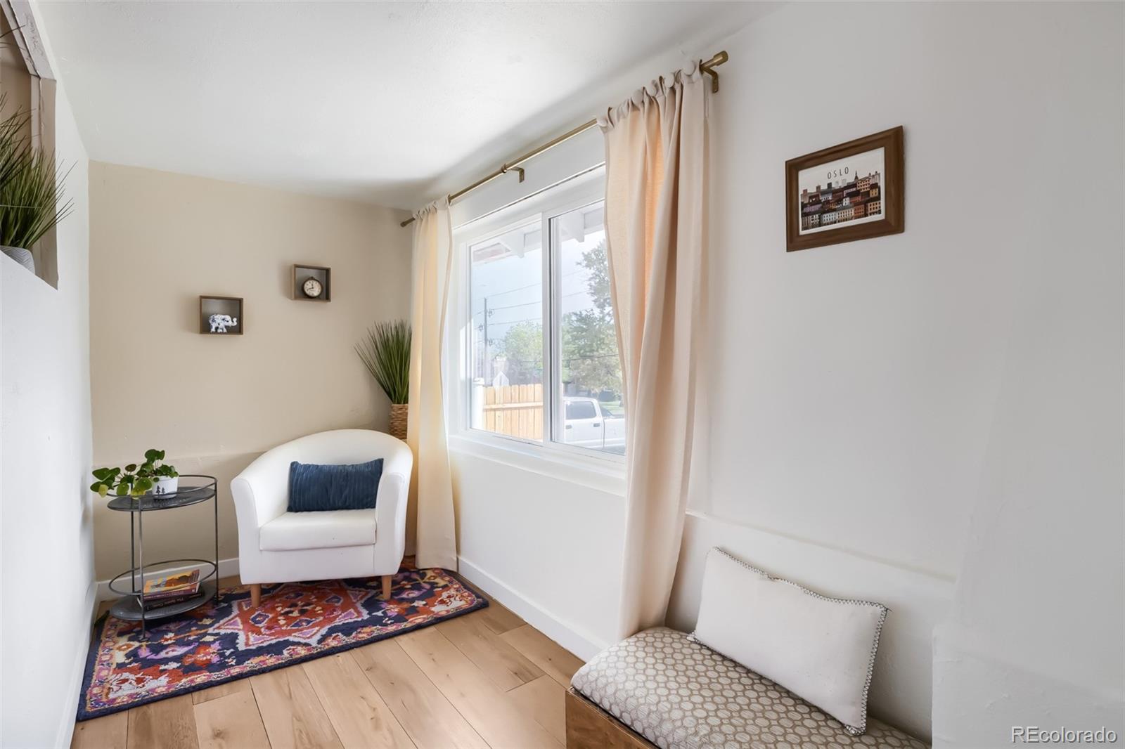 MLS Image #6 for 235 s irving street,denver, Colorado