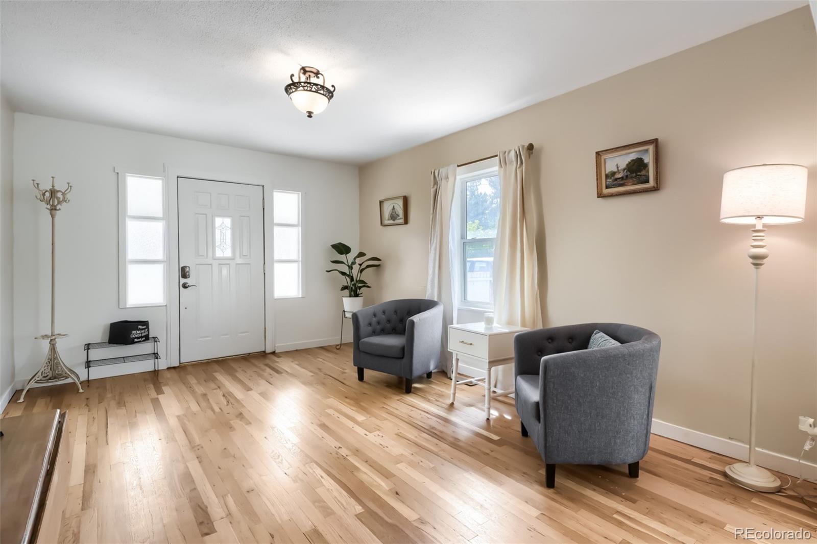 MLS Image #7 for 235 s irving street,denver, Colorado