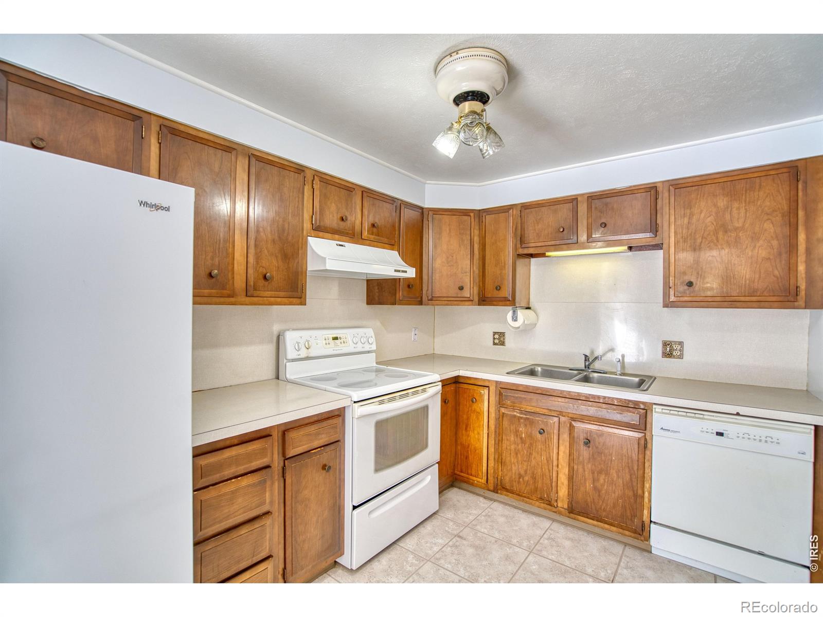 MLS Image #10 for 126  caribou place,longmont, Colorado
