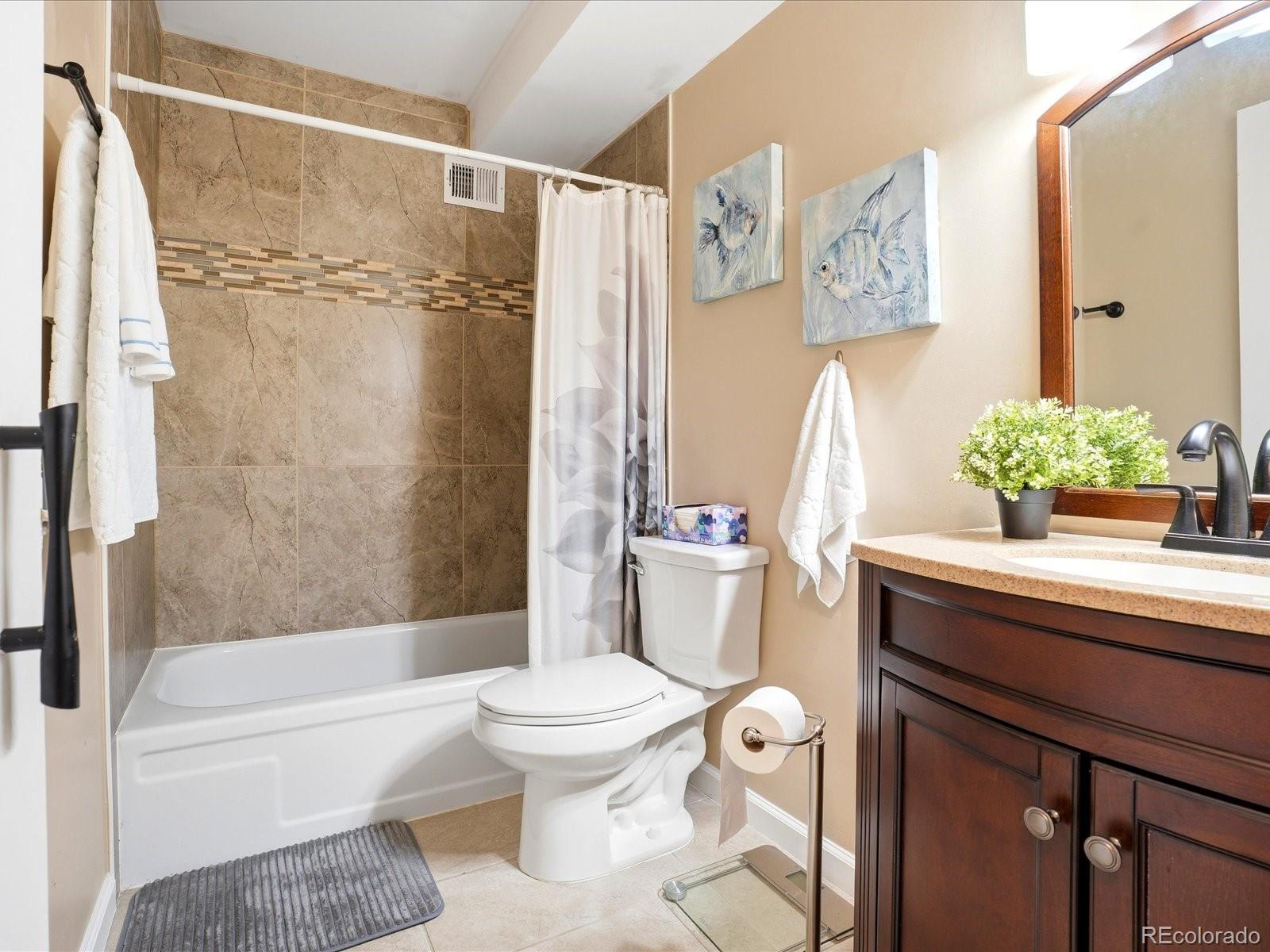 MLS Image #15 for 595 s alton way 7a,denver, Colorado