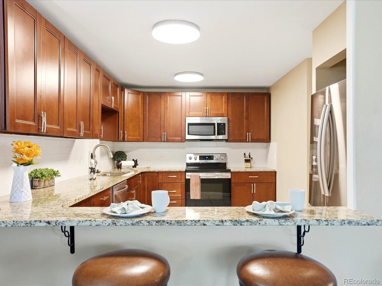 MLS Image #3 for 595 s alton way 7a,denver, Colorado