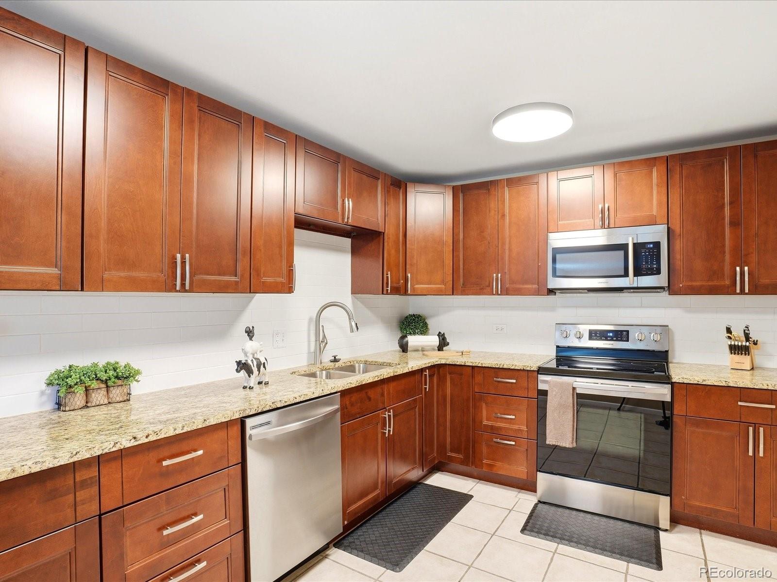 MLS Image #5 for 595 s alton way 7a,denver, Colorado