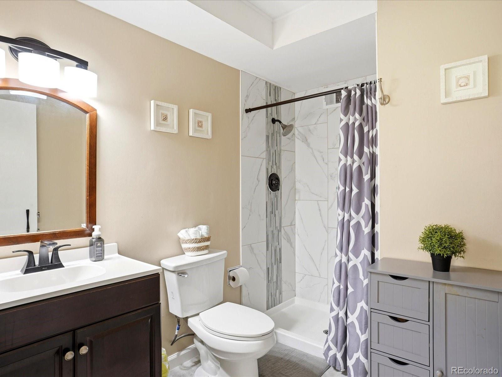 MLS Image #9 for 595 s alton way 7a,denver, Colorado