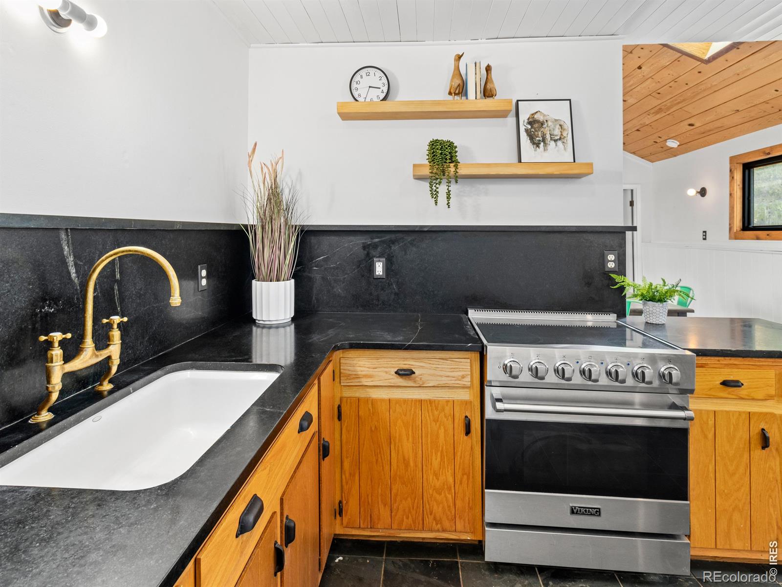 MLS Image #15 for 511  green mountain drive,livermore, Colorado