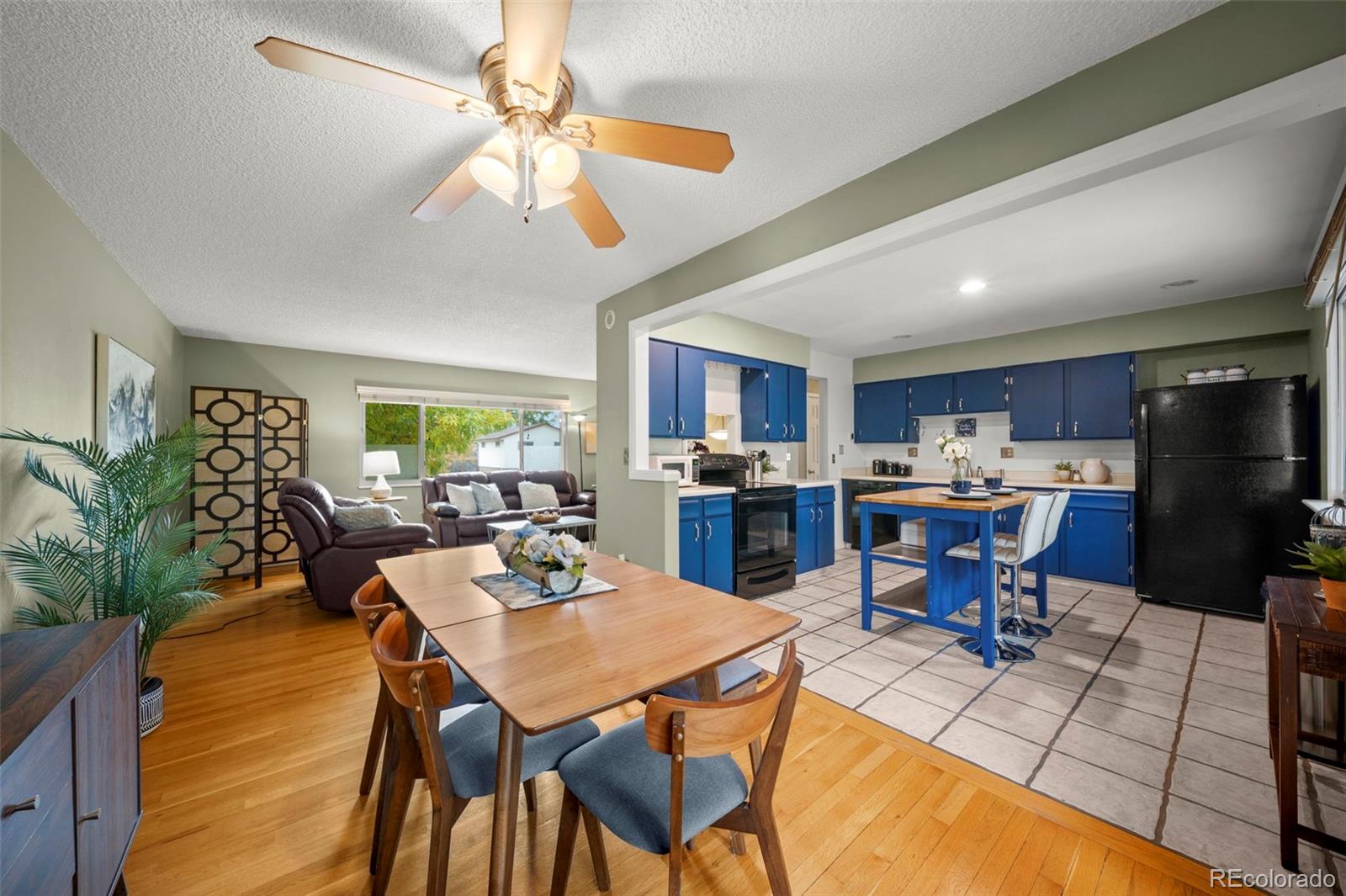 MLS Image #11 for 8673 w swarthmore place,littleton, Colorado