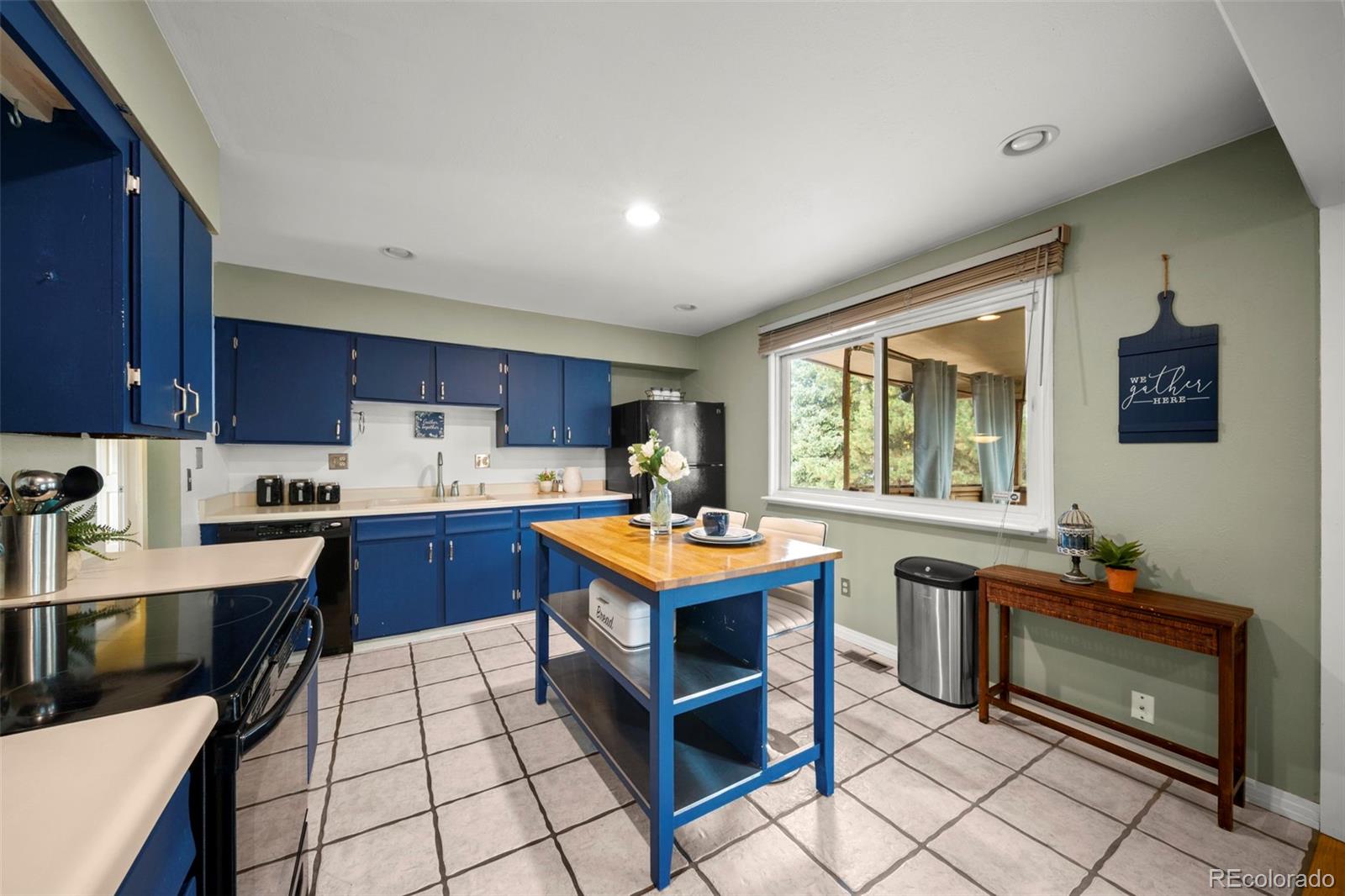 MLS Image #13 for 8673 w swarthmore place,littleton, Colorado