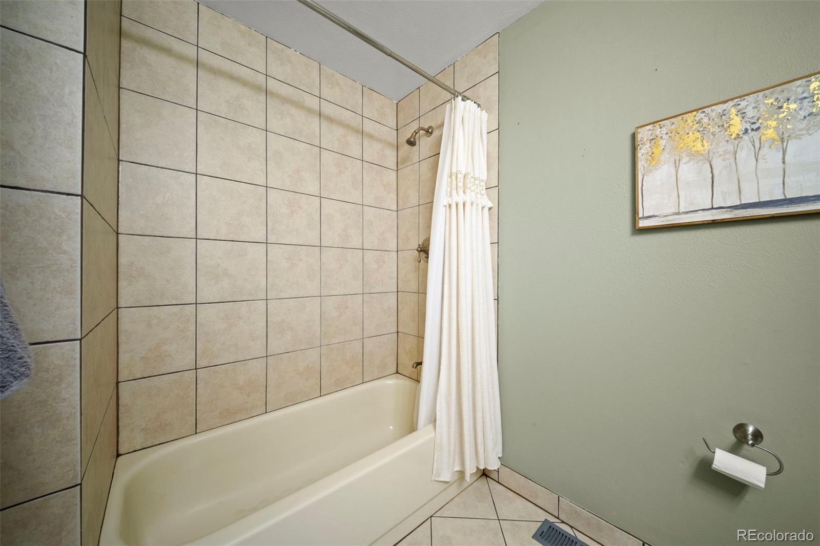 MLS Image #25 for 8673 w swarthmore place,littleton, Colorado