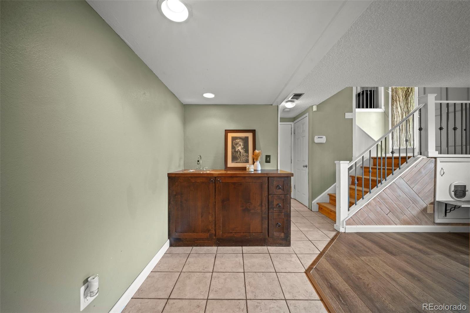 MLS Image #33 for 8673 w swarthmore place,littleton, Colorado