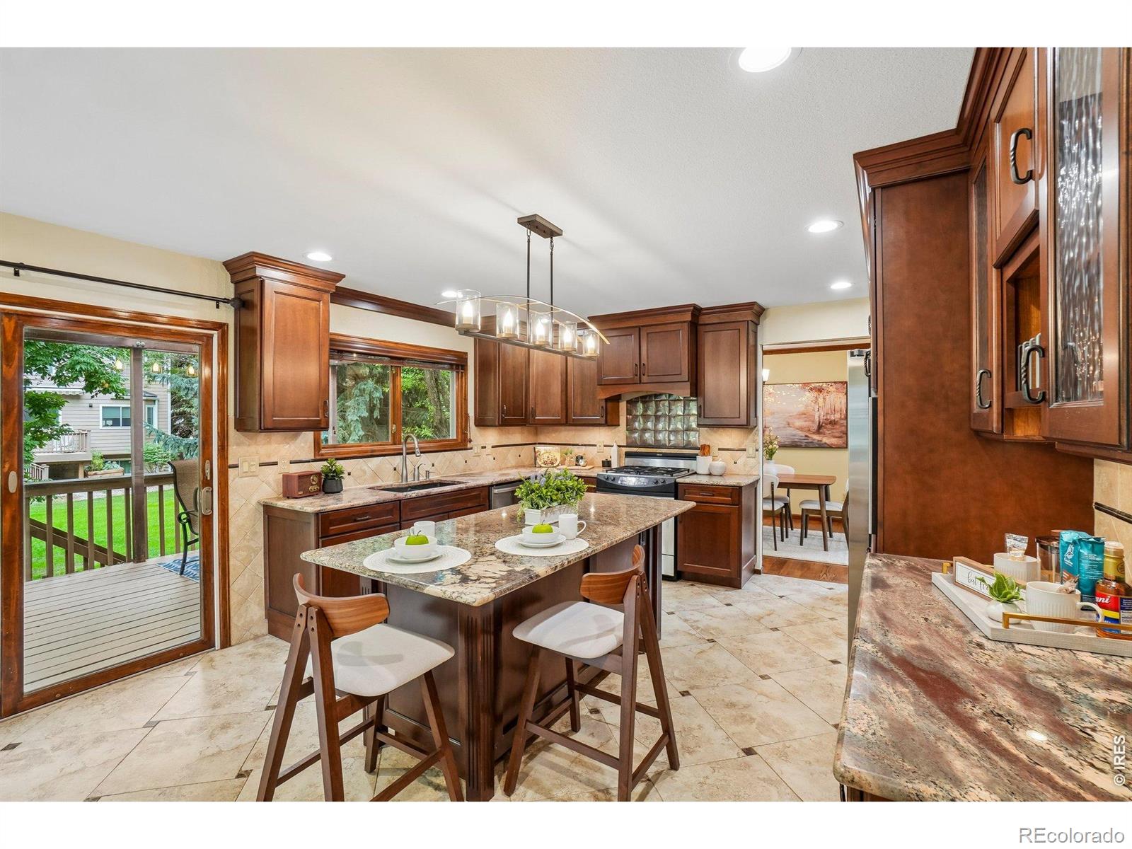 MLS Image #10 for 5314  castle pines court,fort collins, Colorado