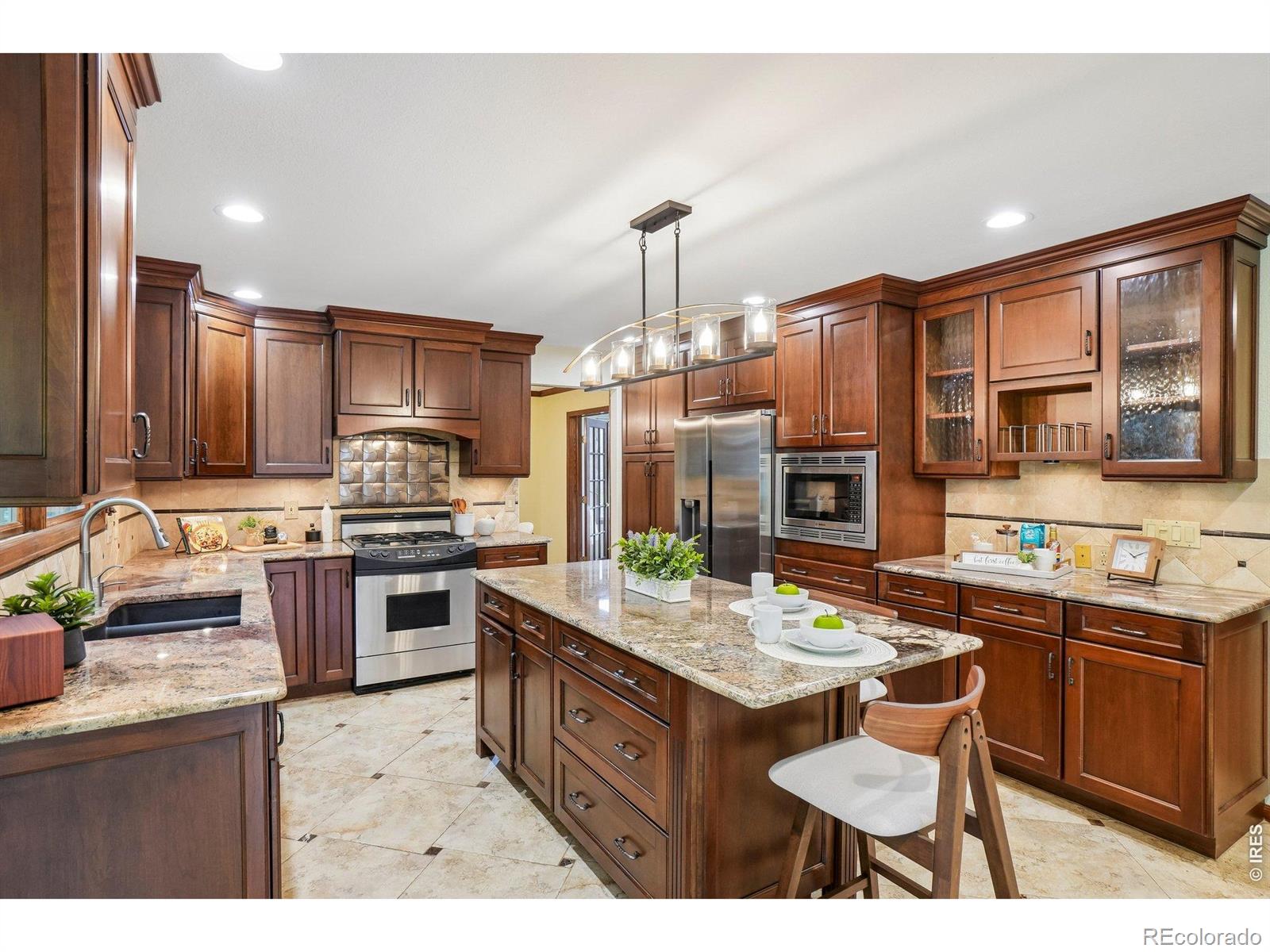 MLS Image #11 for 5314  castle pines court,fort collins, Colorado