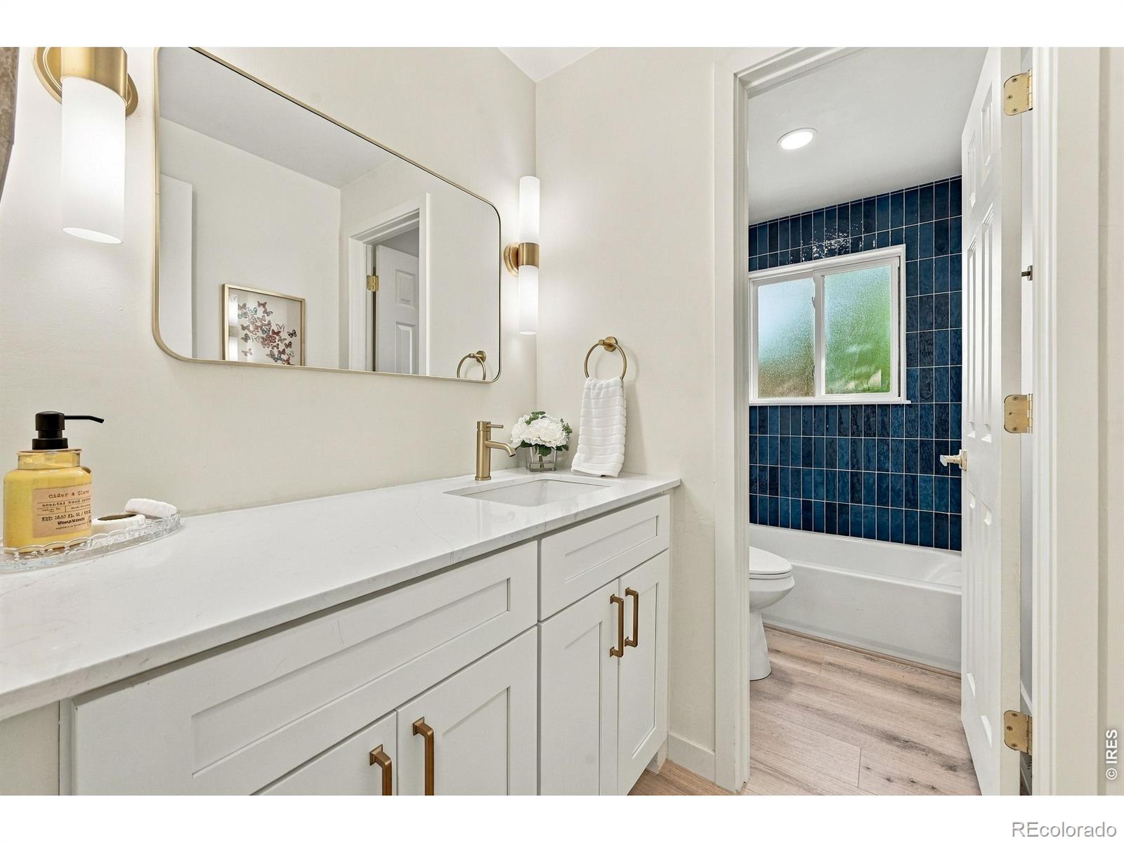 MLS Image #17 for 7402 s upham street,littleton, Colorado