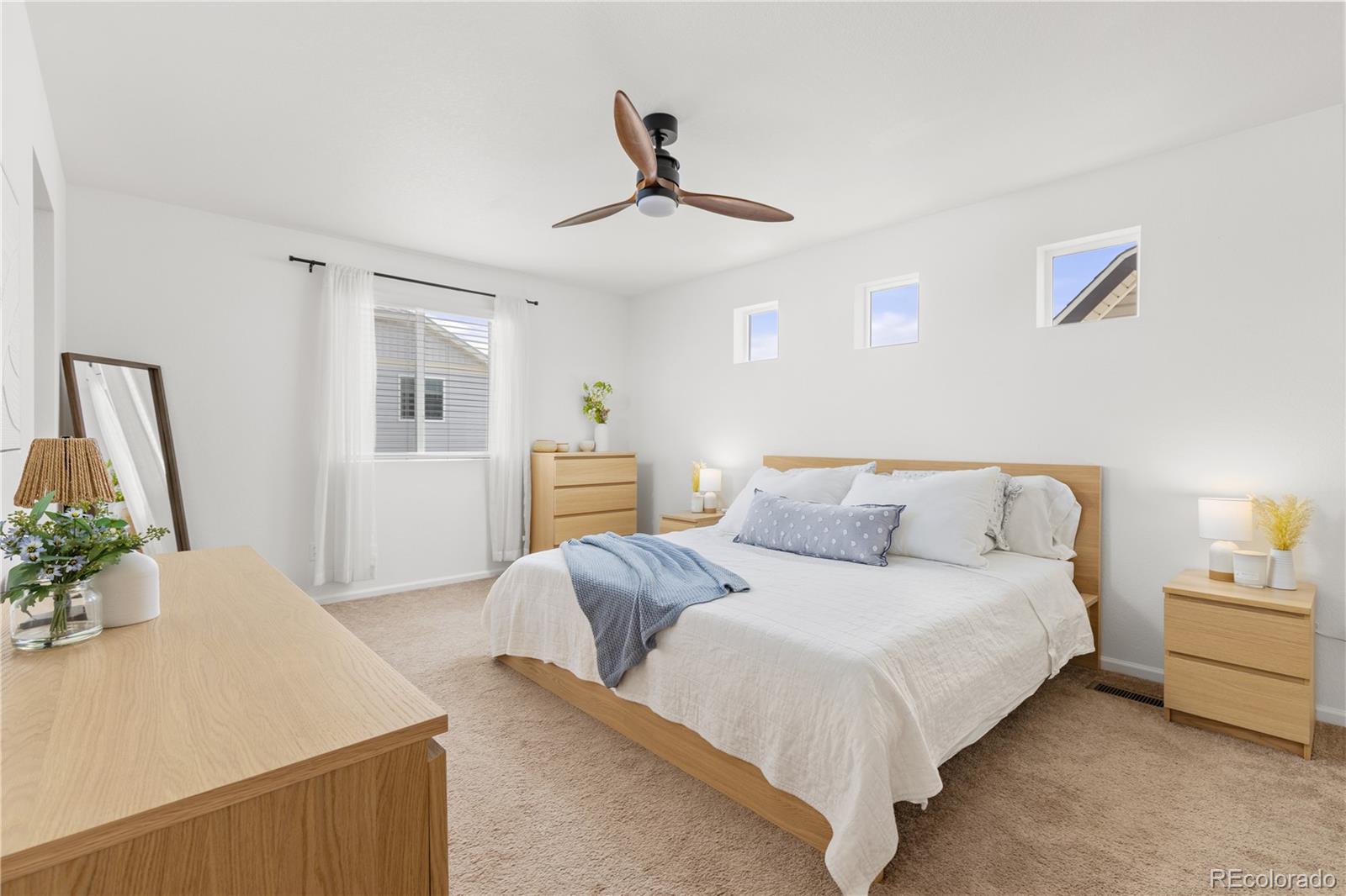 MLS Image #20 for 18260 e 51st place,denver, Colorado