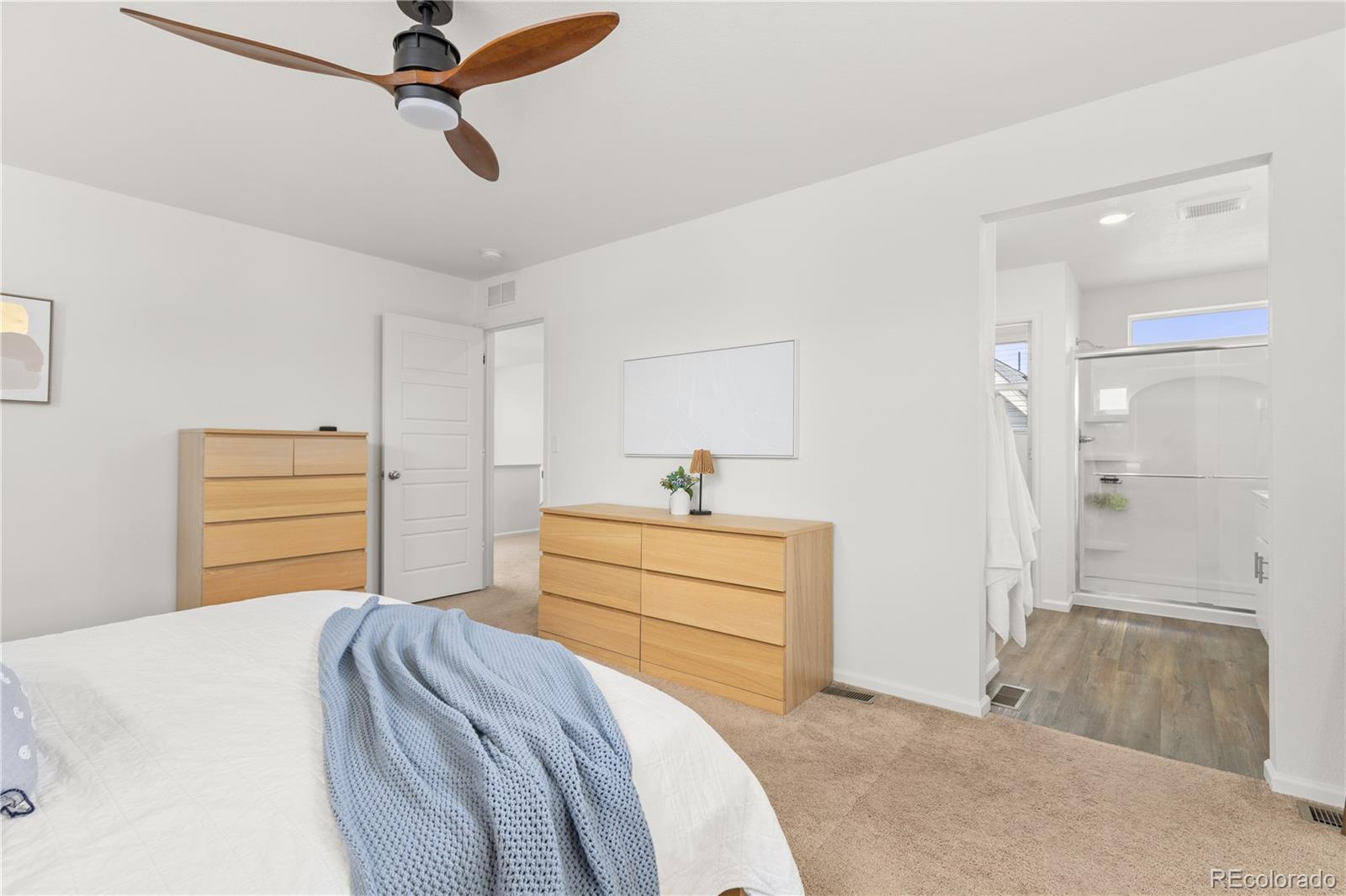 MLS Image #21 for 18260 e 51st place,denver, Colorado