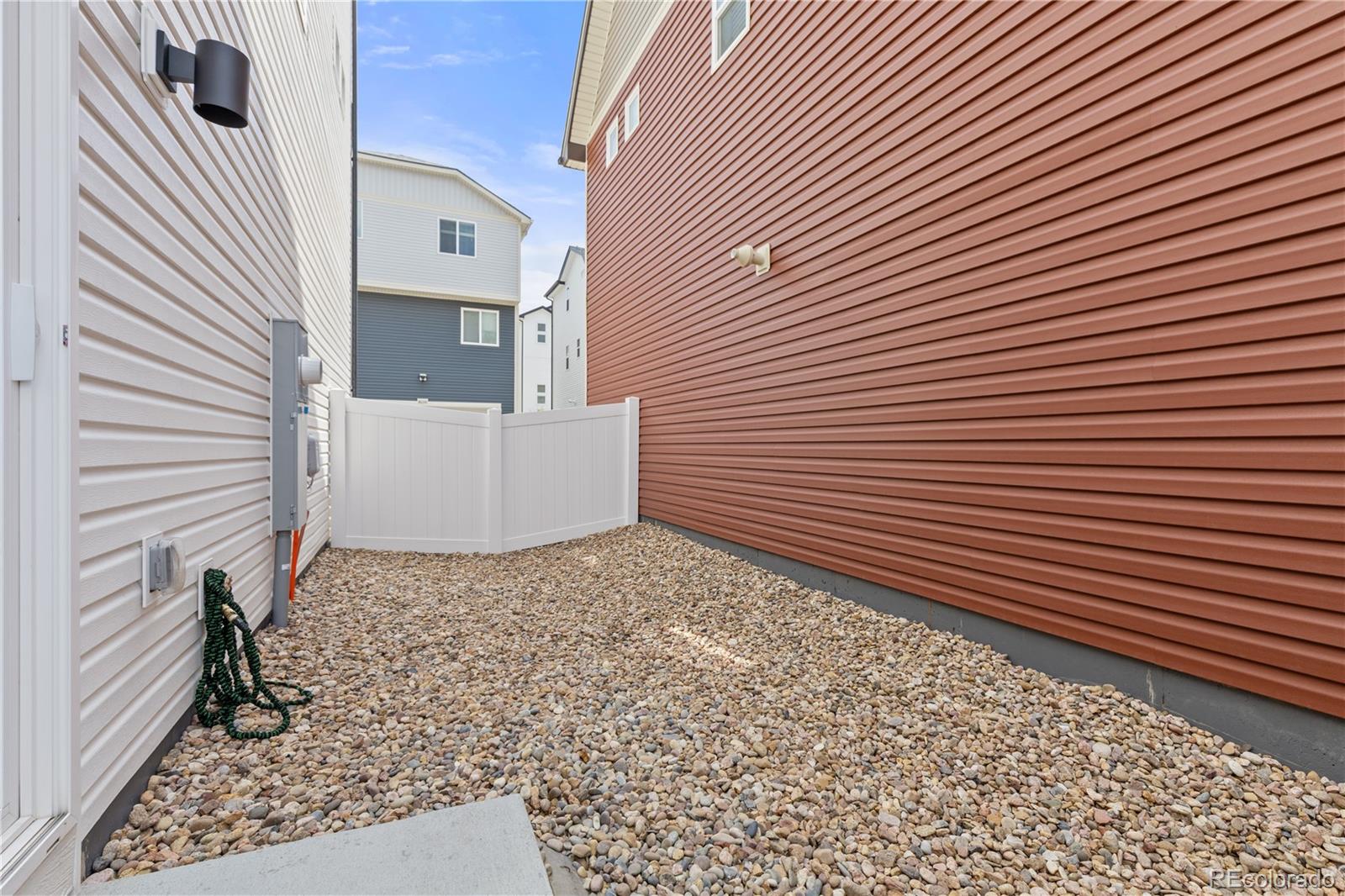 MLS Image #25 for 18260 e 51st place,denver, Colorado