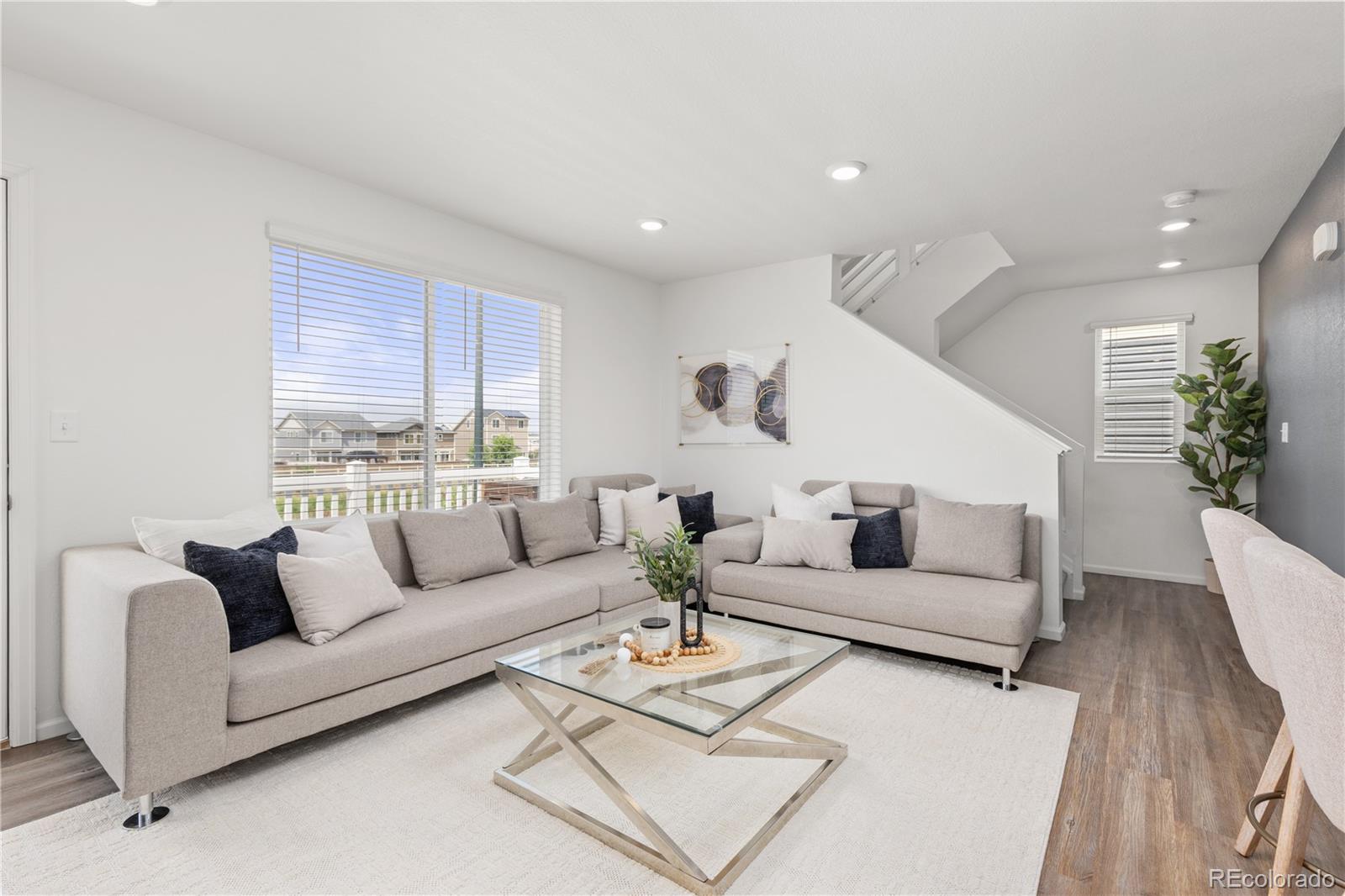 MLS Image #9 for 18260 e 51st place,denver, Colorado