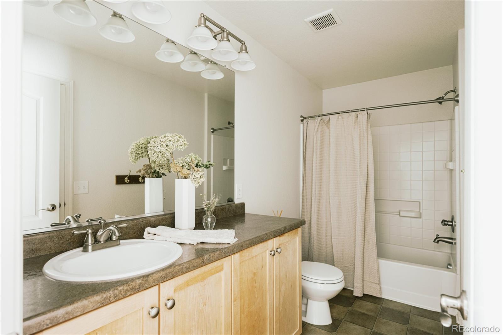 MLS Image #35 for 3423  wabash street,denver, Colorado