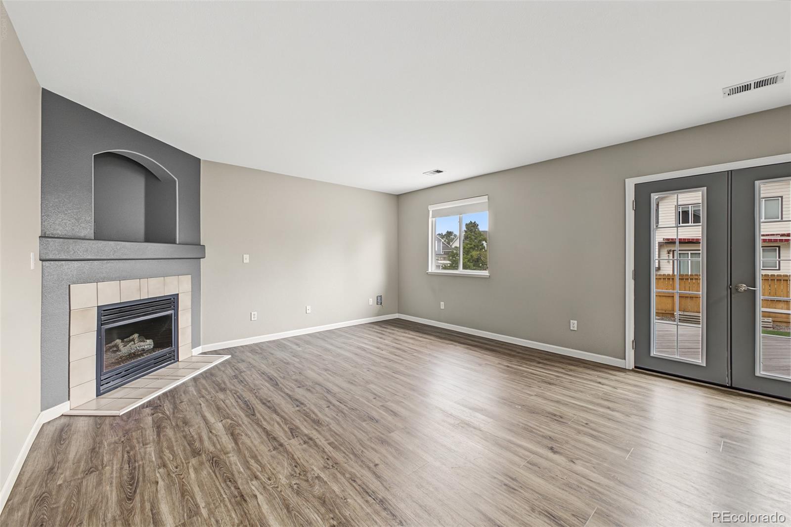 MLS Image #13 for 6147 e 121st place,thornton, Colorado