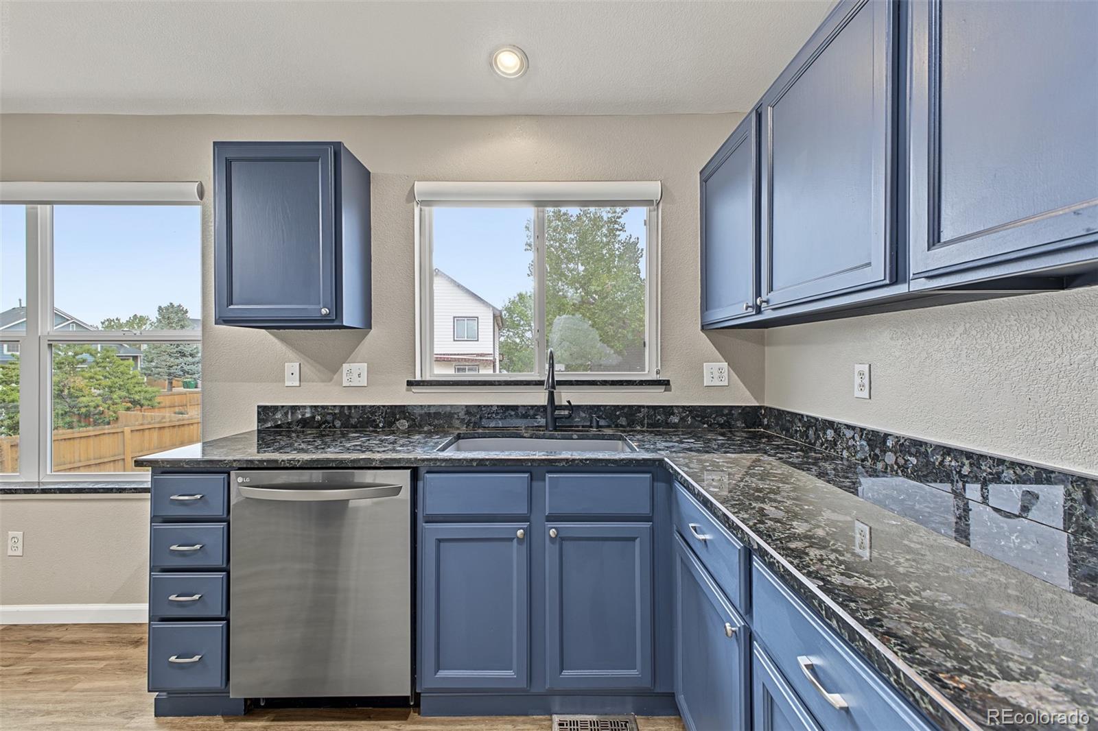 MLS Image #9 for 6147 e 121st place,thornton, Colorado