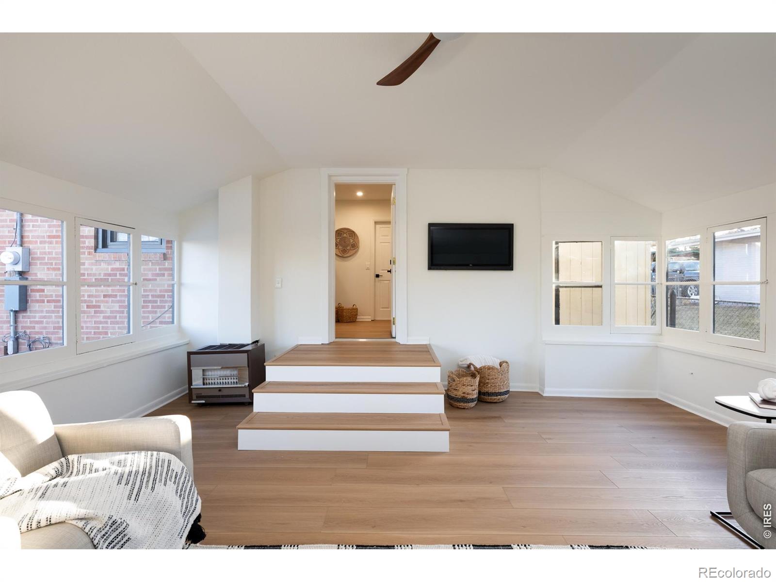 MLS Image #21 for 6  sunset circle,longmont, Colorado