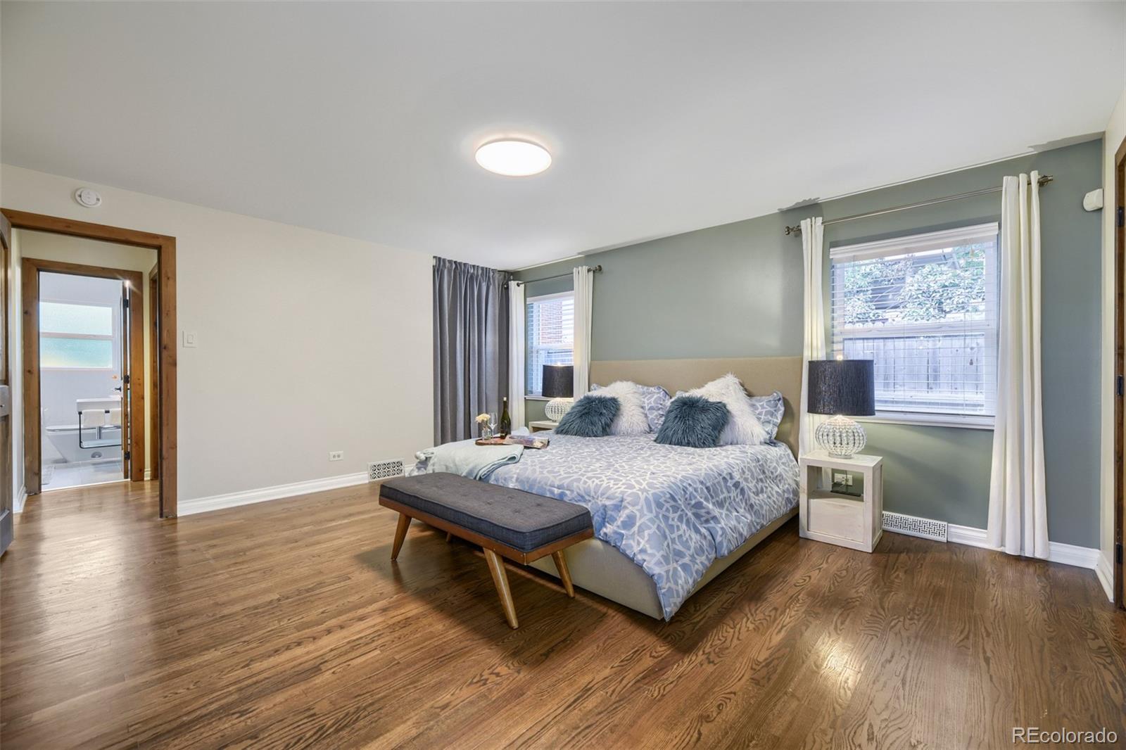 MLS Image #14 for 2901 s madison street,denver, Colorado