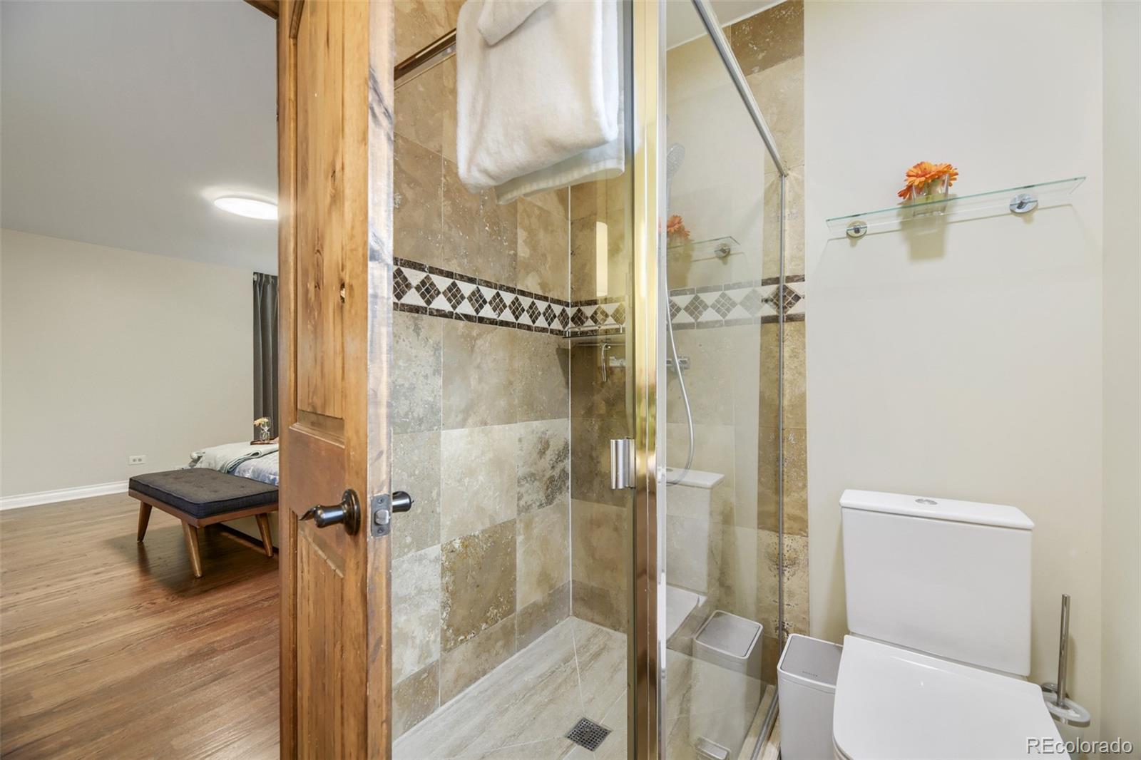 MLS Image #17 for 2901 s madison street,denver, Colorado