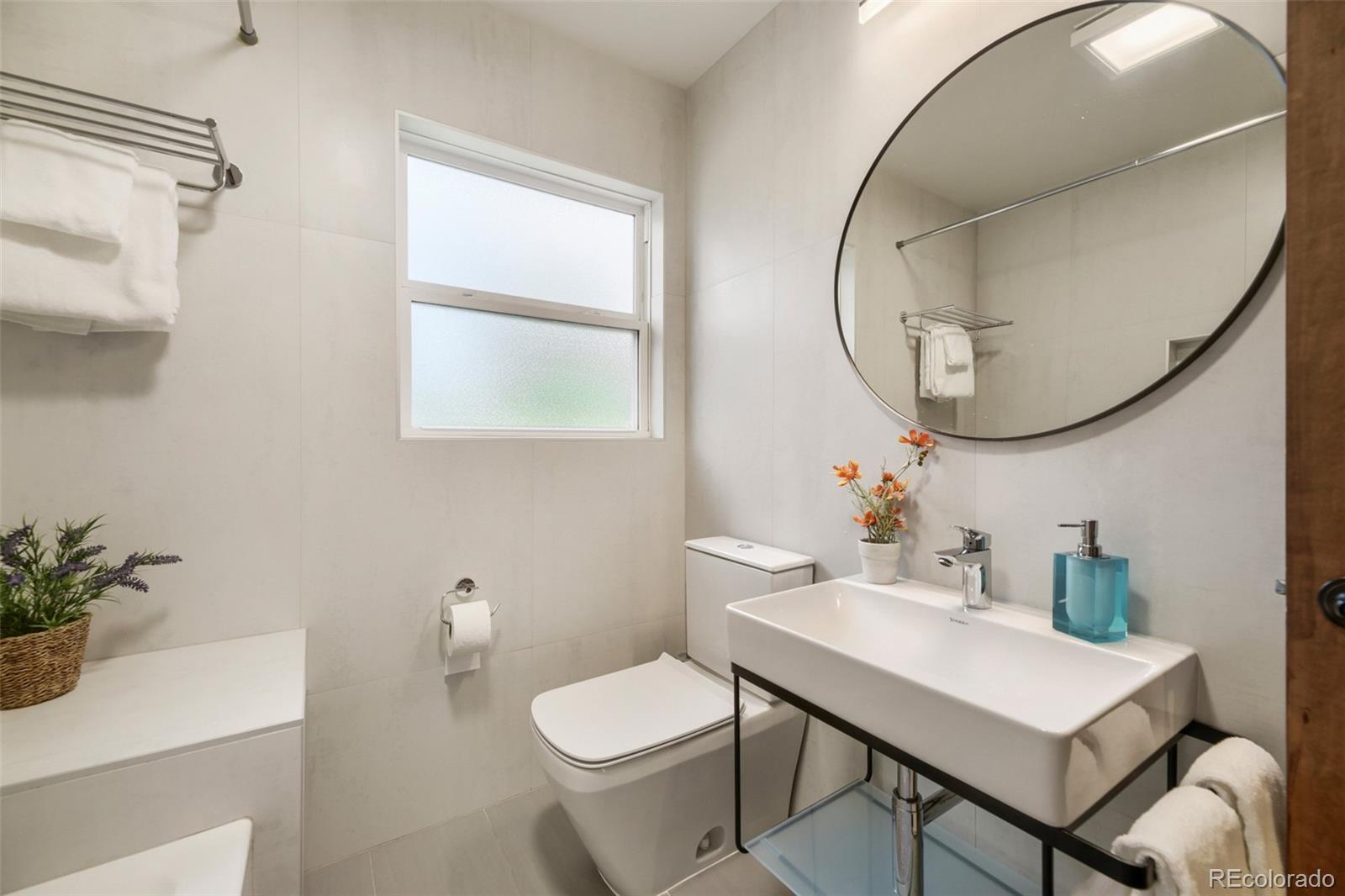 MLS Image #20 for 2901 s madison street,denver, Colorado