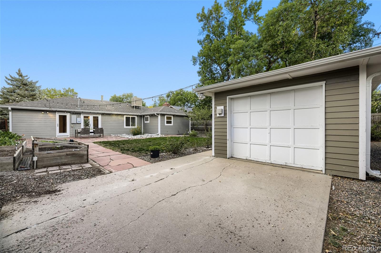 MLS Image #23 for 2901 s madison street,denver, Colorado