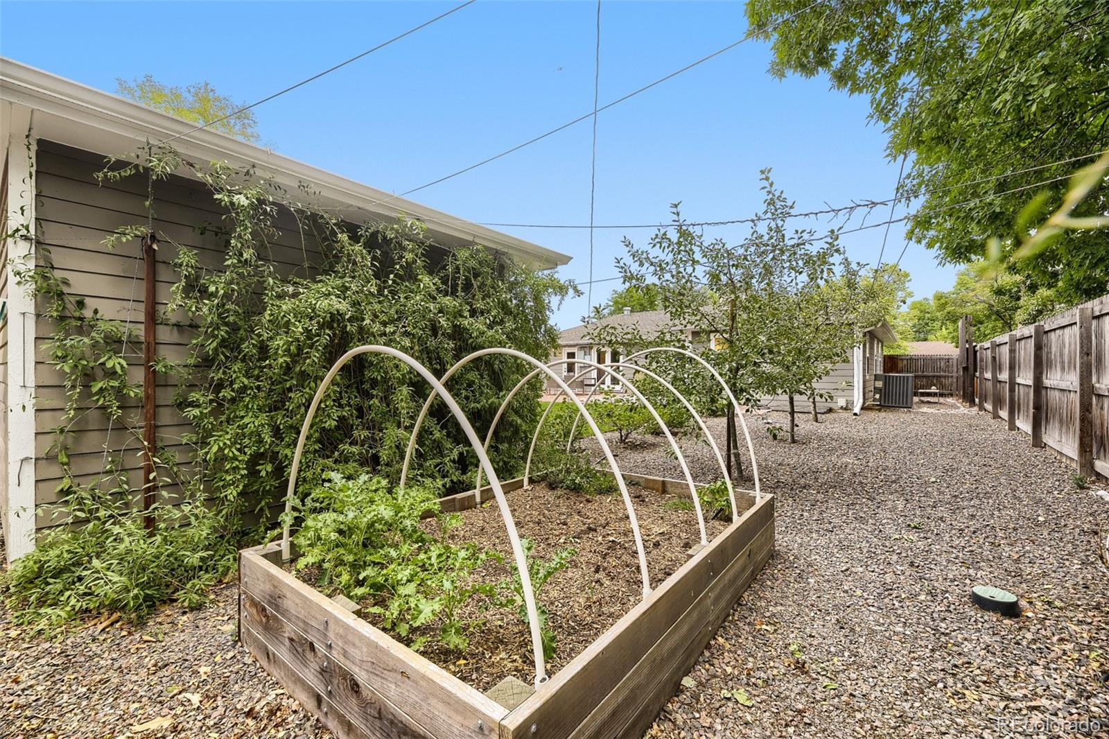 MLS Image #30 for 2901 s madison street,denver, Colorado
