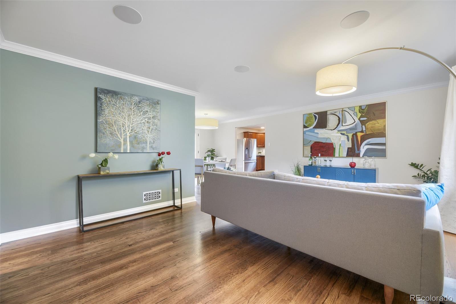 MLS Image #6 for 2901 s madison street,denver, Colorado