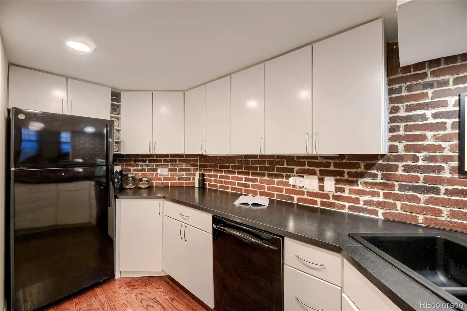 MLS Image #13 for 2351  federal boulevard 405,denver, Colorado