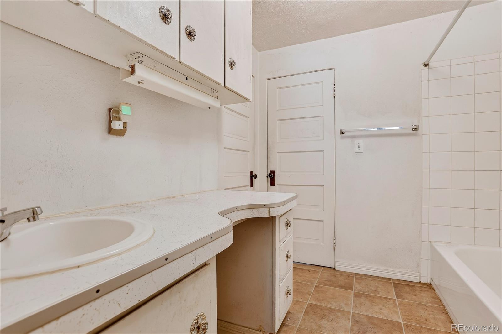 MLS Image #30 for 3441 w 38th avenue,denver, Colorado