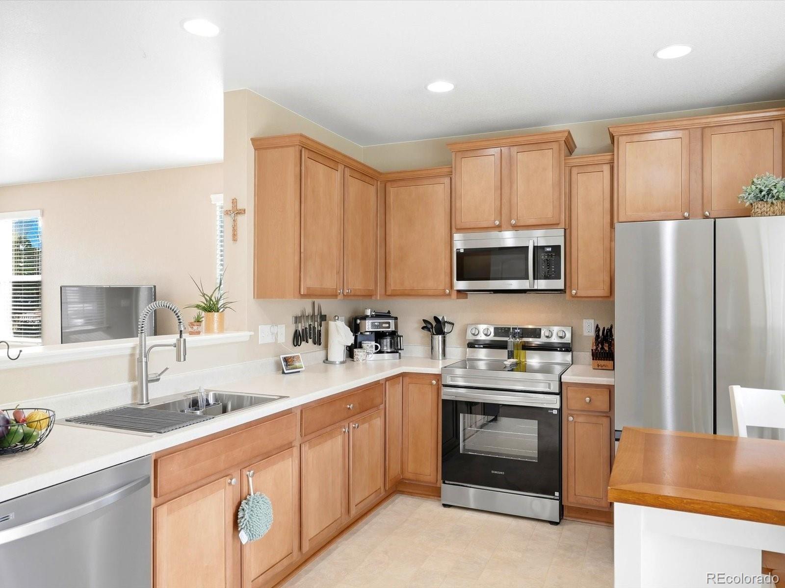 MLS Image #10 for 1564  harpendon court,windsor, Colorado