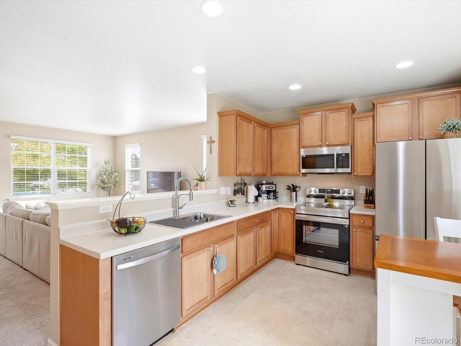 MLS Image #11 for 1564  harpendon court,windsor, Colorado