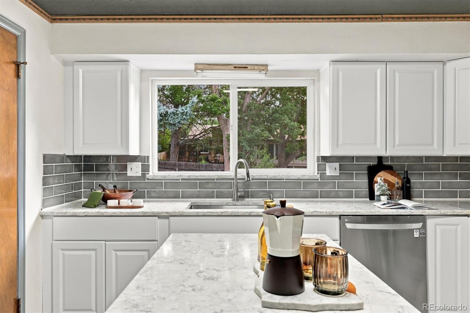 MLS Image #8 for 3544  columbia drive,longmont, Colorado