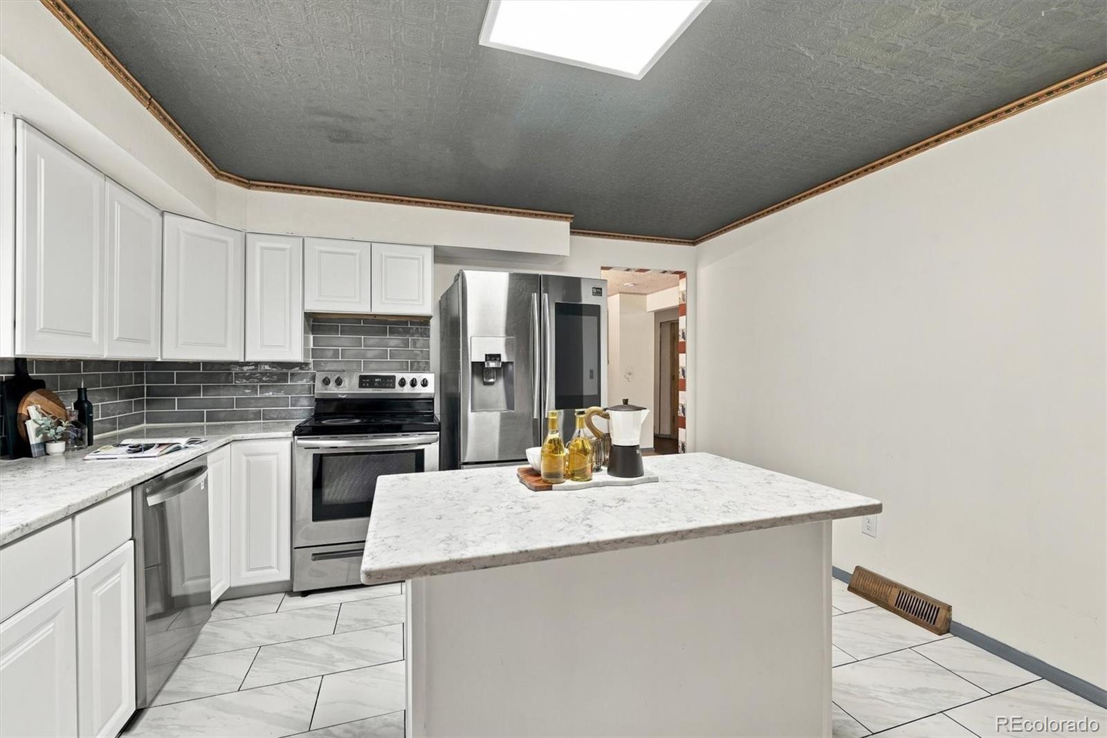 MLS Image #9 for 3544  columbia drive,longmont, Colorado