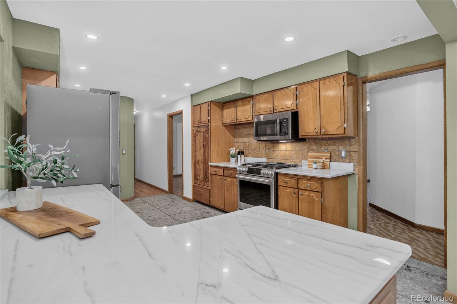 MLS Image #8 for 336  oakland street,aurora, Colorado