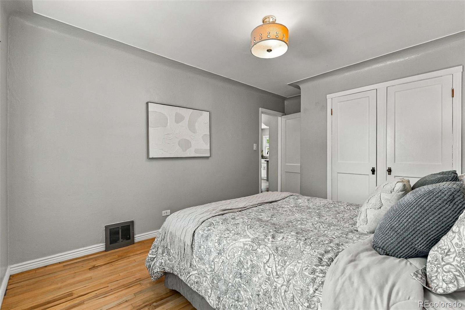 MLS Image #20 for 3774 s delaware street,englewood, Colorado