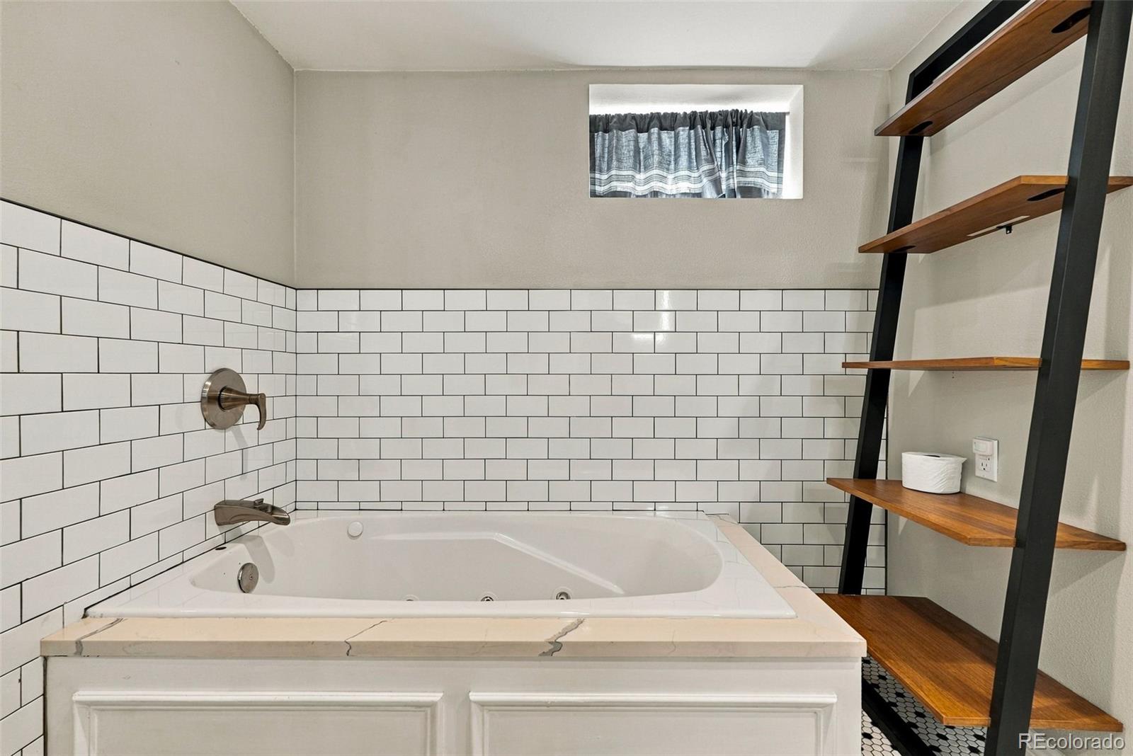 MLS Image #30 for 3774 s delaware street,englewood, Colorado