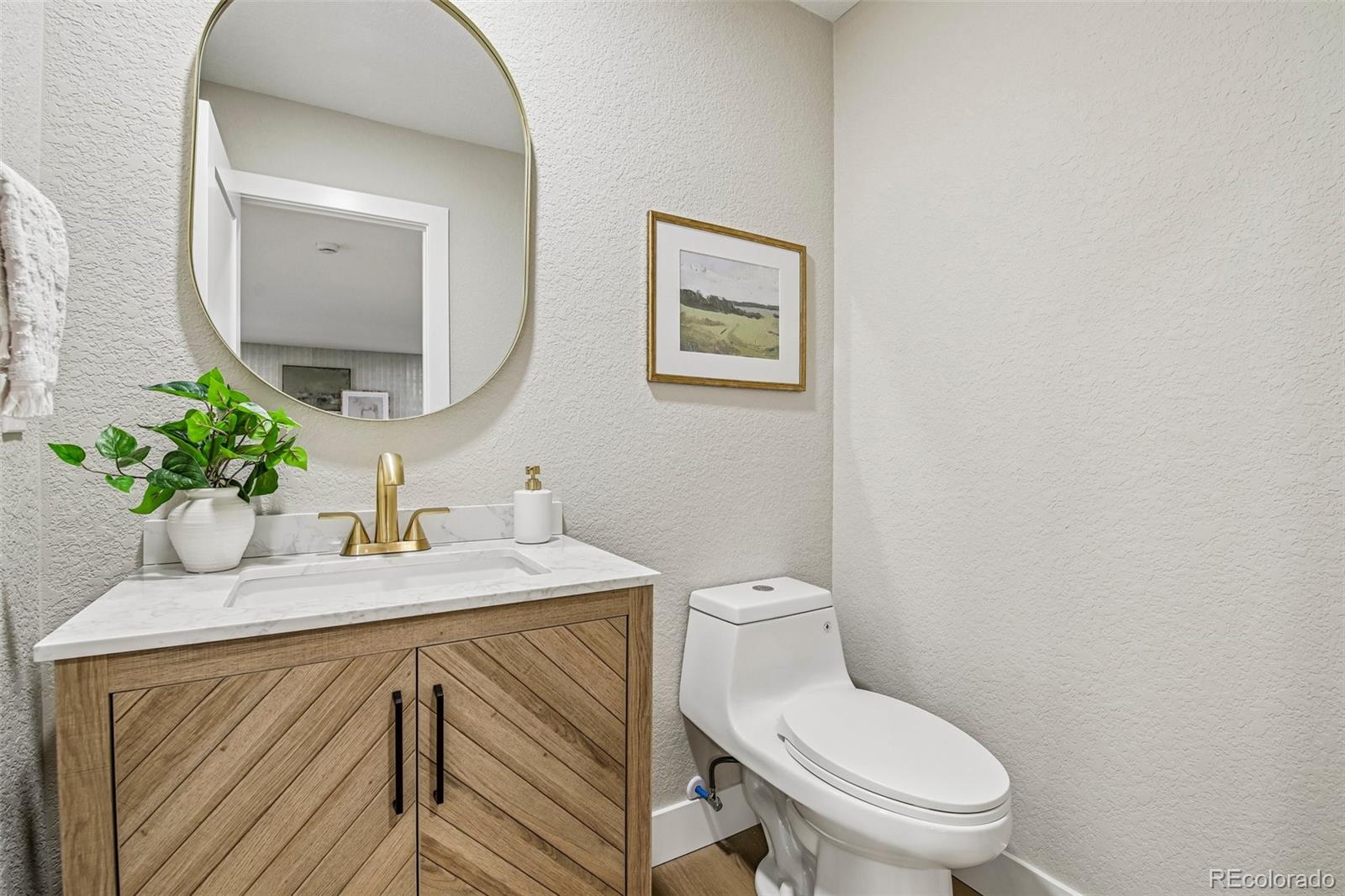 MLS Image #15 for 3901 e orchard road,centennial, Colorado