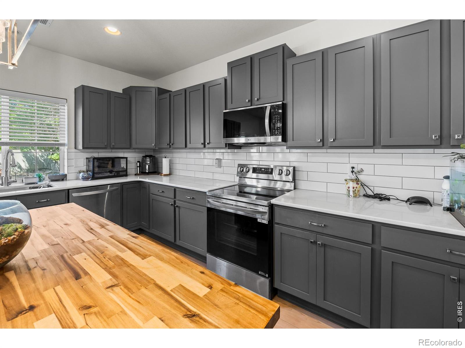MLS Image #13 for 5043  silverwood drive,johnstown, Colorado