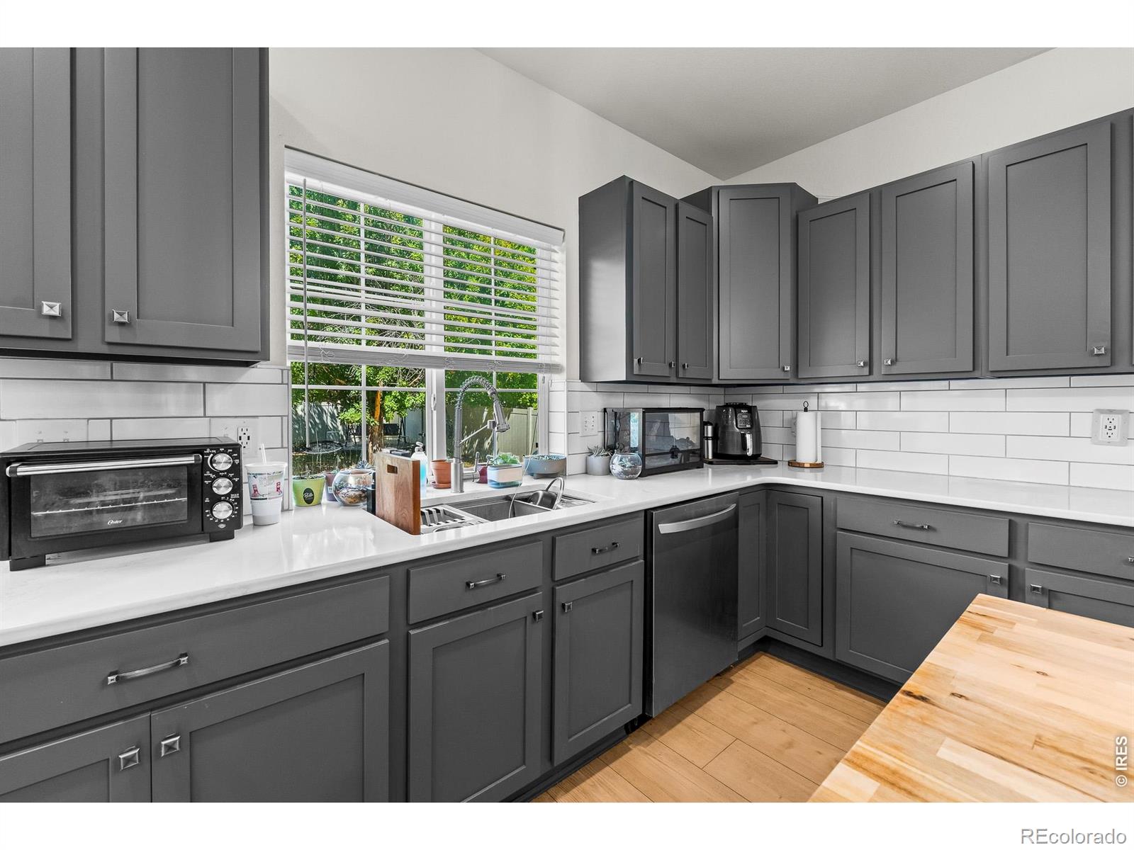 MLS Image #14 for 5043  silverwood drive,johnstown, Colorado