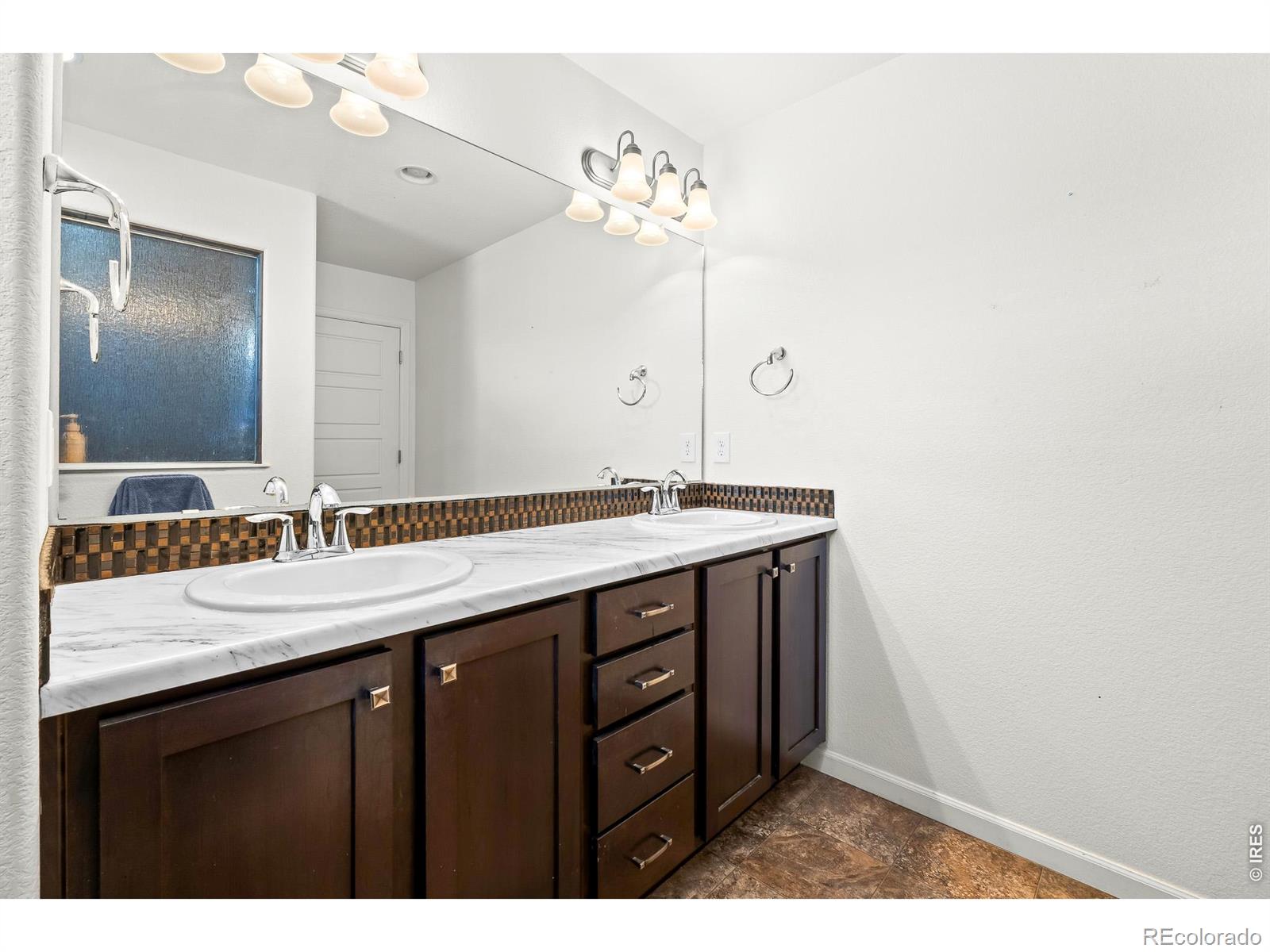 MLS Image #21 for 5043  silverwood drive,johnstown, Colorado