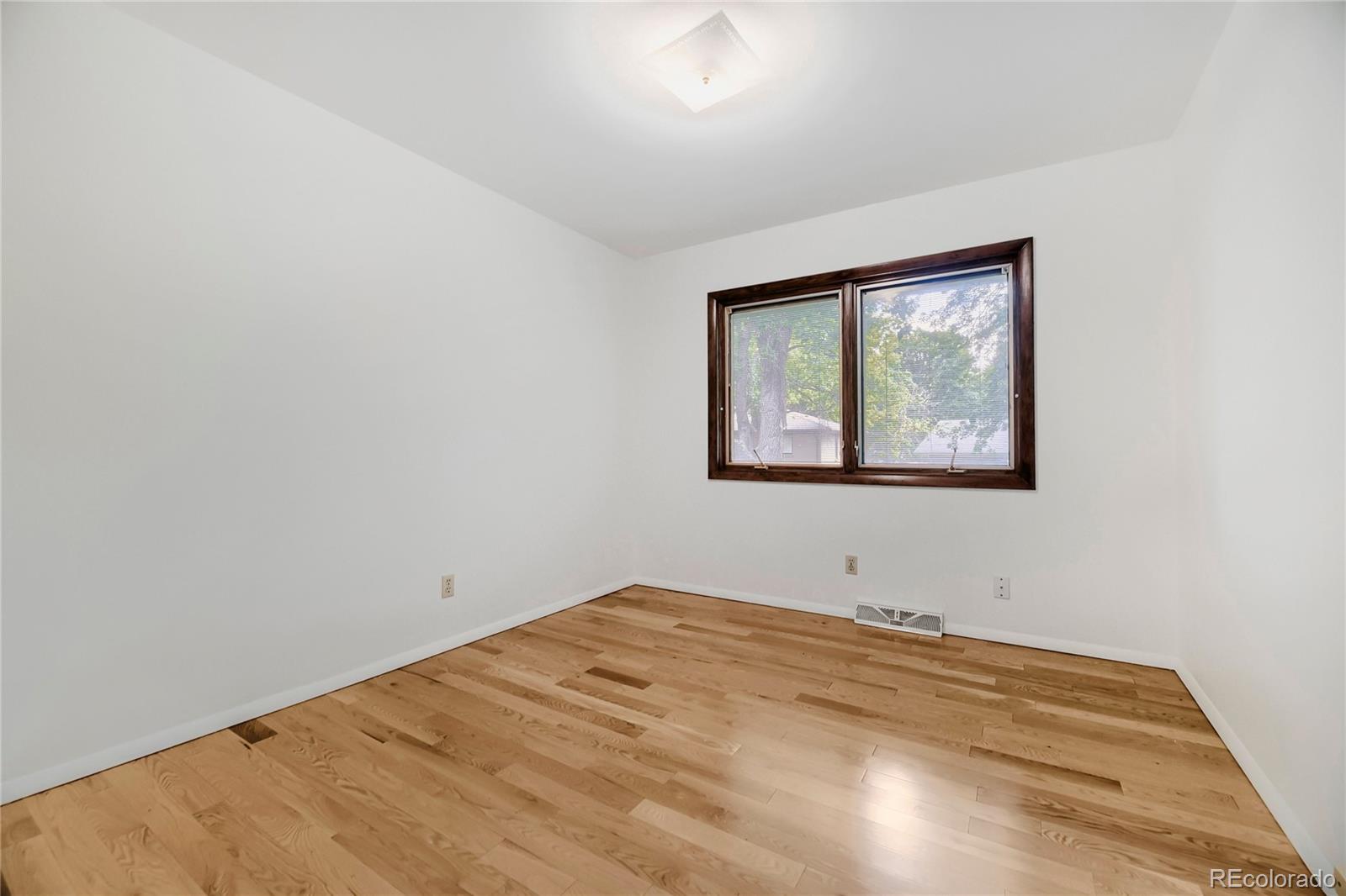 MLS Image #15 for 6892 e iliff place,denver, Colorado