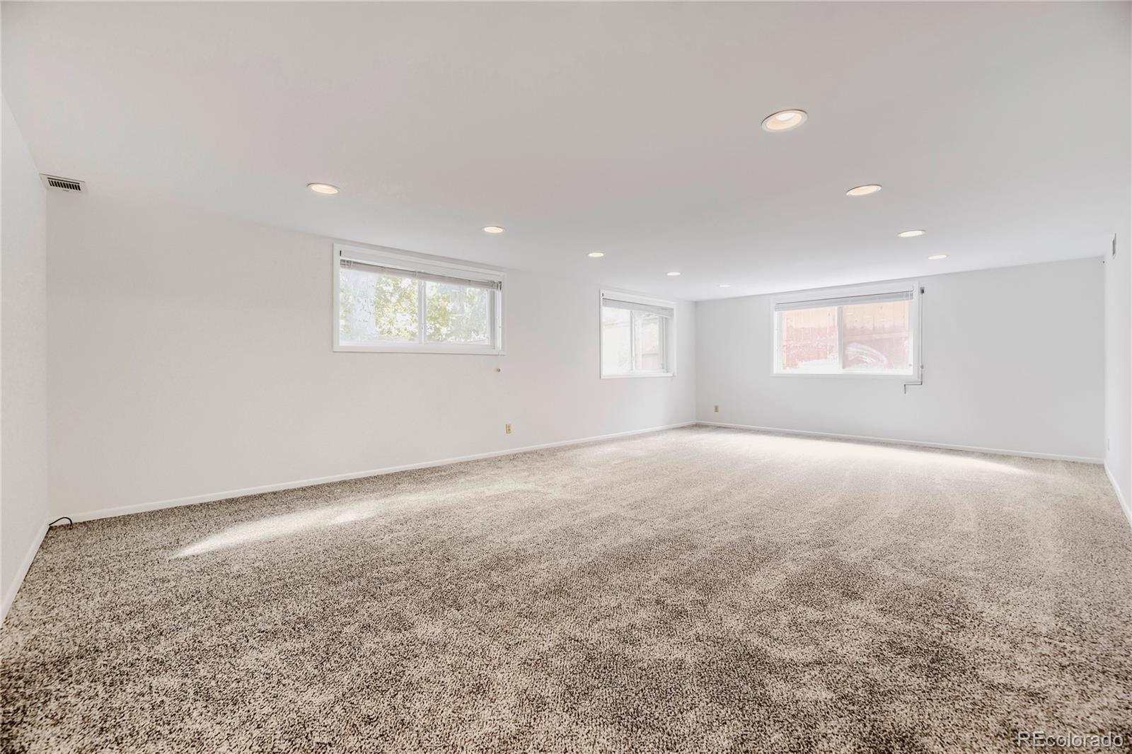 MLS Image #19 for 6892 e iliff place,denver, Colorado