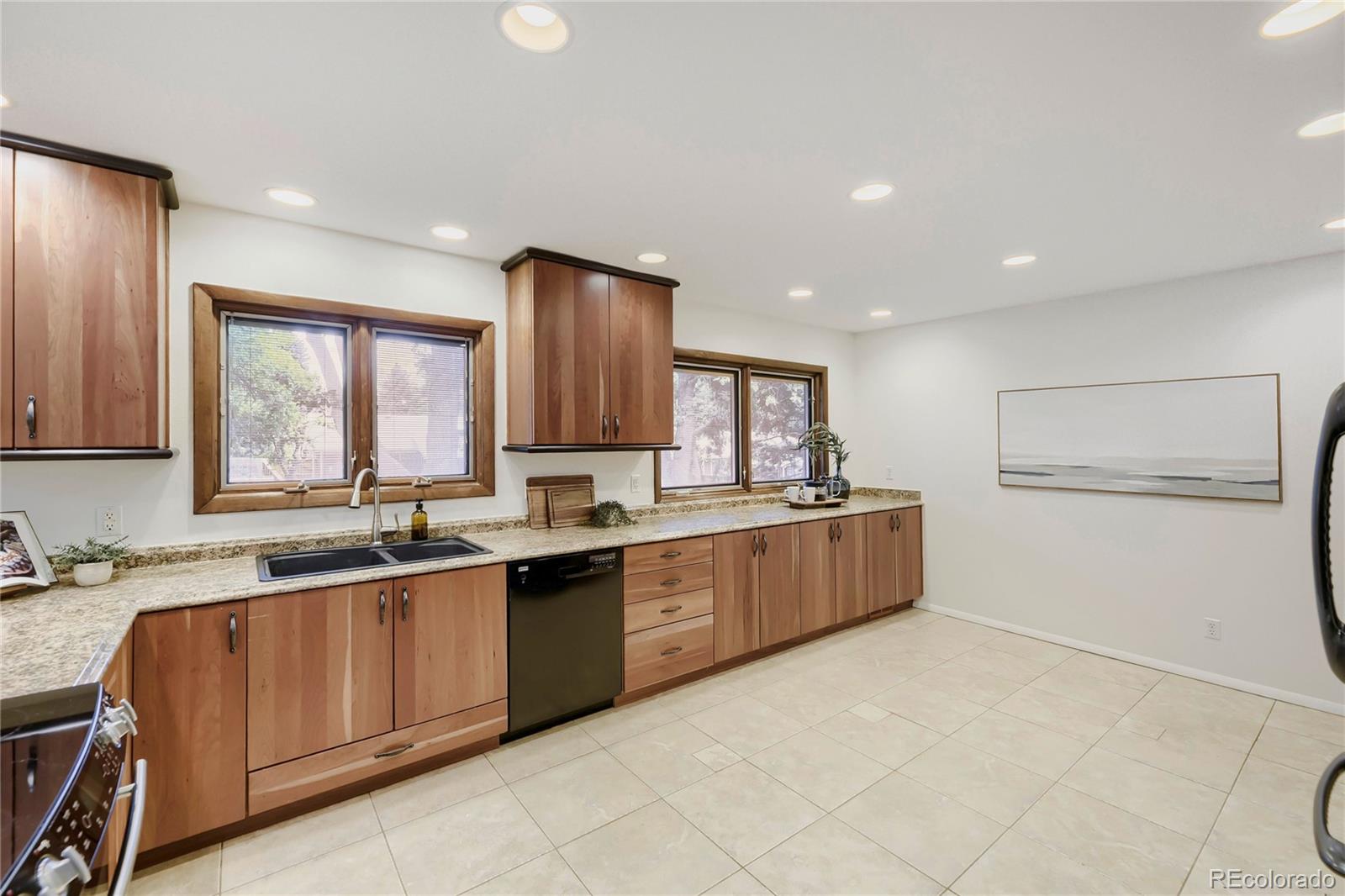 MLS Image #8 for 6892 e iliff place,denver, Colorado