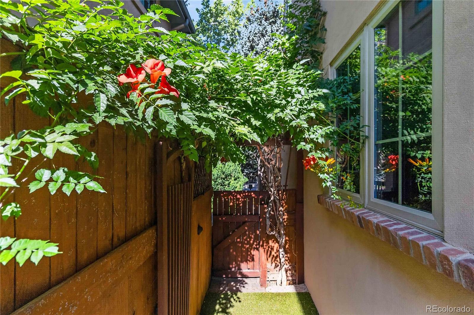 MLS Image #2 for 2170 s clarkson street,denver, Colorado