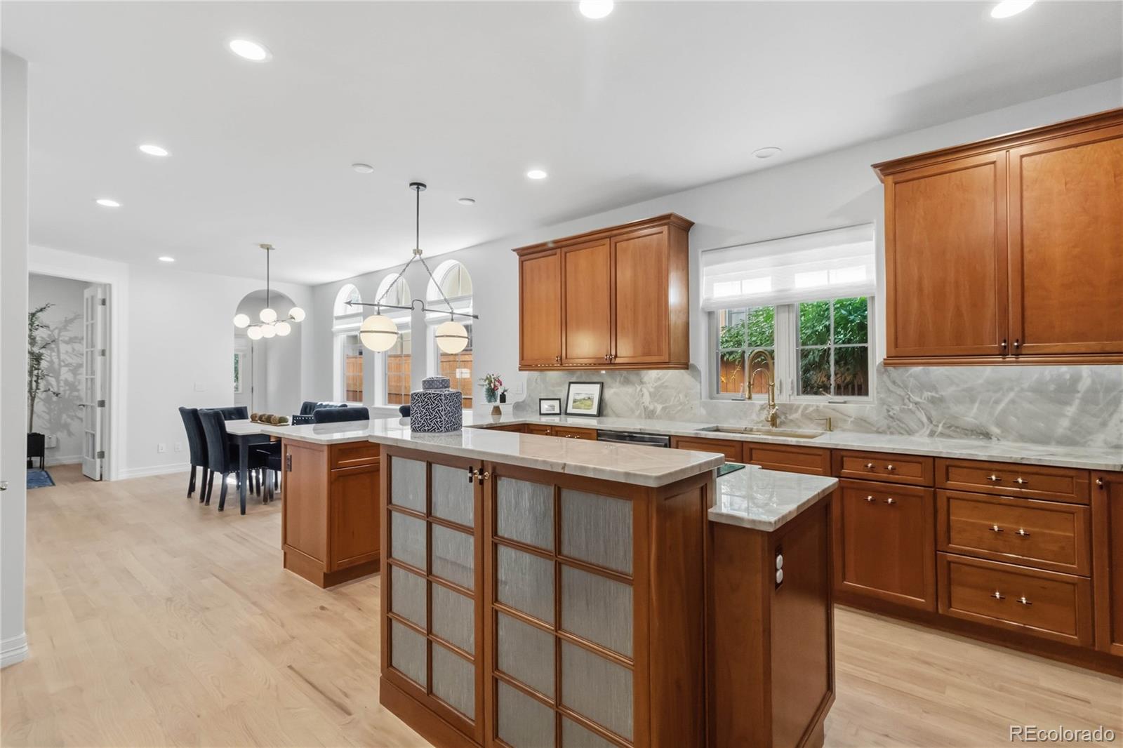 MLS Image #20 for 2170 s clarkson street,denver, Colorado