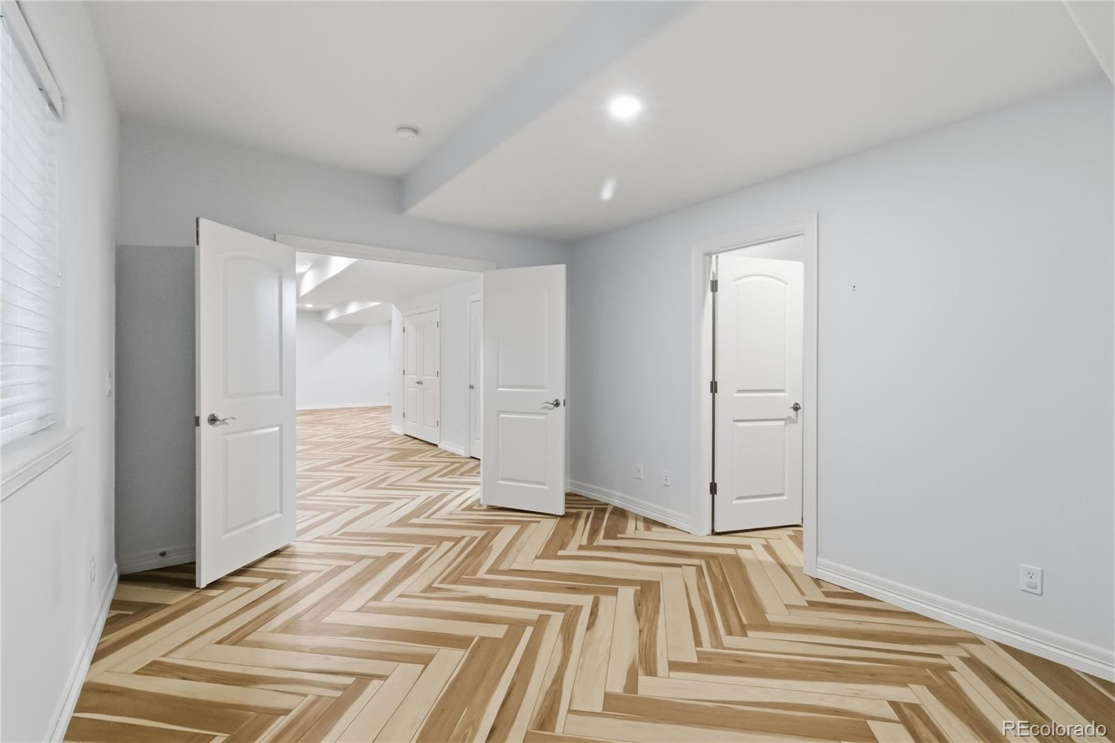 MLS Image #44 for 2170 s clarkson street,denver, Colorado