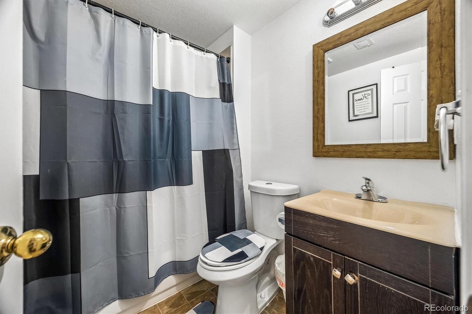 MLS Image #16 for 8248  pearl street,denver, Colorado