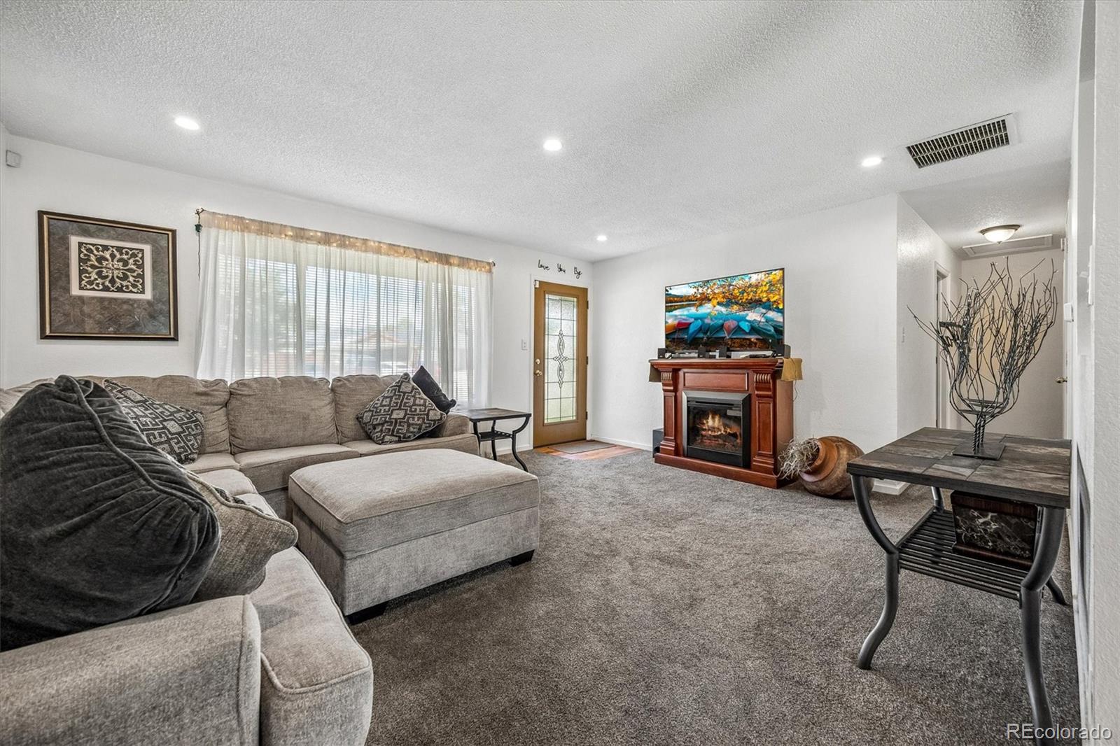 MLS Image #5 for 8248  pearl street,denver, Colorado